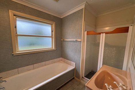 Photo of property in 12 Wincanton Place, Awapuni, Palmerston North, 4412