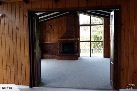 Photo of property in 34 Red Hills Road, Massey, Auckland, 0614