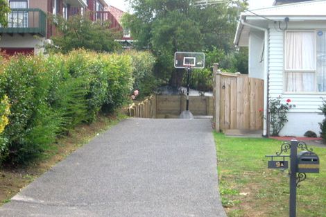 Photo of property in 2/9 Belmont Terrace, Milford, Auckland, 0620