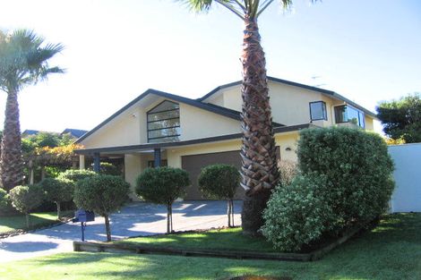 Photo of property in 17 Landing Drive, Albany, Auckland, 0632