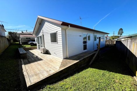 Photo of property in 41 Beaumonts Way, Manurewa, Auckland, 2102