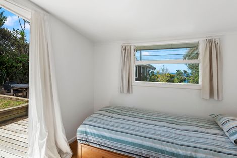 Photo of property in 3 Kowhai Terrace, Leigh, 0985