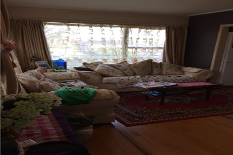 Photo of property in 1/7 Evelyn Place, Hillcrest, Auckland, 0627
