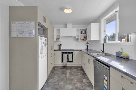 Photo of property in 1/45 Ross Crescent, Fairfield, Hamilton, 3214