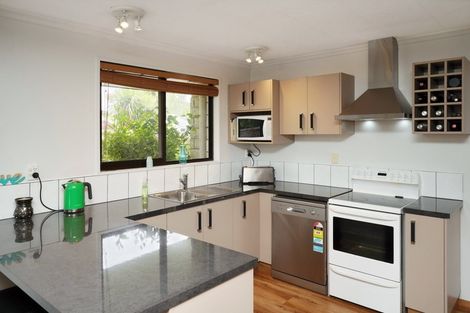 Photo of property in 10 Gibbs Drive, Woodend, 7610