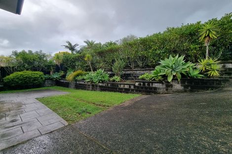 Photo of property in 15 Meteor Place, Schnapper Rock, Auckland, 0632