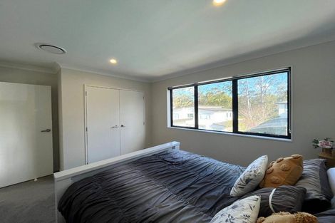 Photo of property in 64 Mettam Drive, Swanson, Auckland, 0614