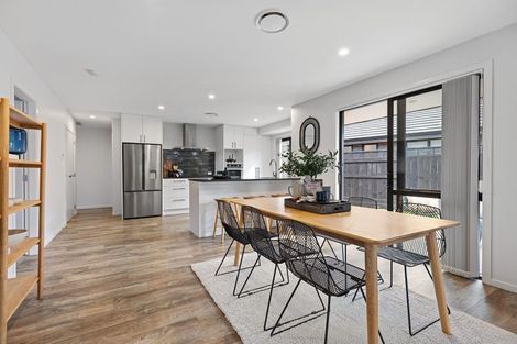 Photo of property in 128 Adler Drive, Ohauiti, Tauranga, 3112