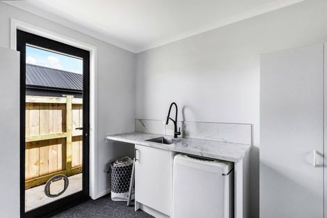 Photo of property in 28 Kerr Crescent, Patumahoe, 2679