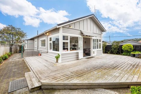Photo of property in 191 Coutts Street, Rongotai, Wellington, 6022