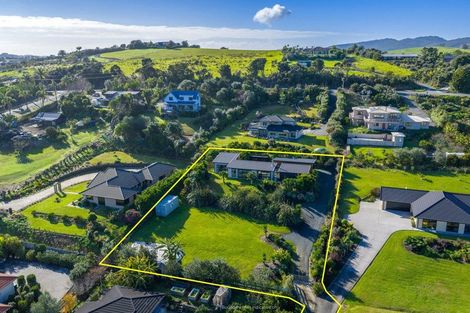 Photo of property in 29 Muritai Road, Parua Bay, Whangarei, 0174