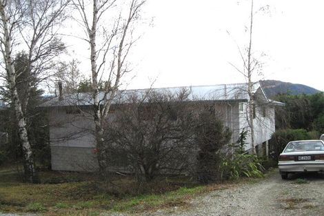 Photo of property in 11 Eely Point Road, Wanaka, 9305
