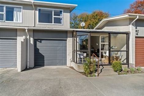 Photo of property in 2/32 Abberley Crescent, St Albans, Christchurch, 8014