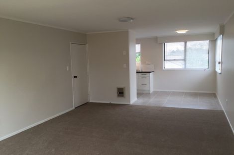 Photo of property in 2/282 Pakuranga Road, Pakuranga Heights, Auckland, 2010