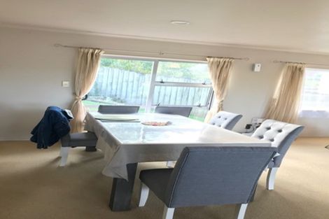Photo of property in 7 Rosebay Rise, Henderson, Auckland, 0610