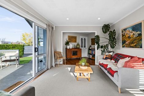 Photo of property in 2a Mckenzie Avenue, Marewa, Napier, 4110