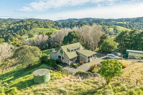 Photo of property in 378 Kaiikanui Road, Opuawhanga, Hikurangi, 0181