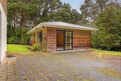 Photo of property in 18 Konini Road, Titirangi, Auckland, 0604