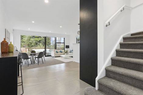 Photo of property in 15d/4 Verran Road, Birkenhead, Auckland, 0626