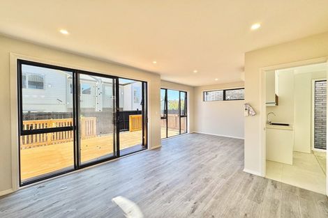Photo of property in 1c Galloway Crescent, Farm Cove, Auckland, 2012