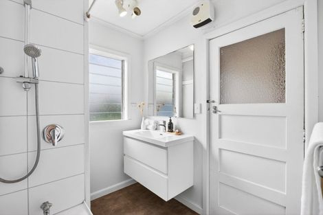 Photo of property in 36 Osier Road, Greenmeadows, Napier, 4112