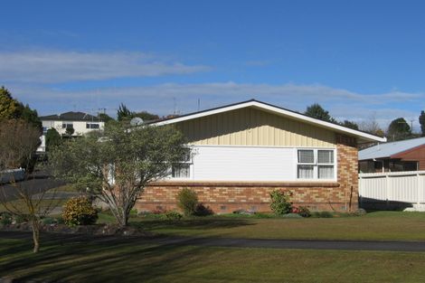 Photo of property in 33 Hinton Avenue, Forest Lake, Hamilton, 3200