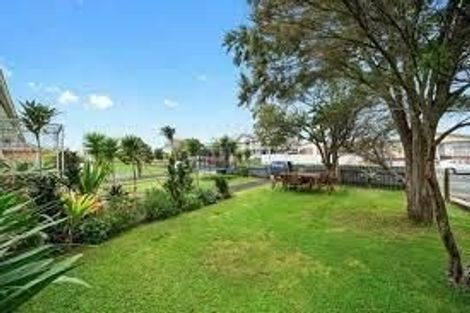 Photo of property in 40 Friesian Drive, Mangere, Auckland, 2022