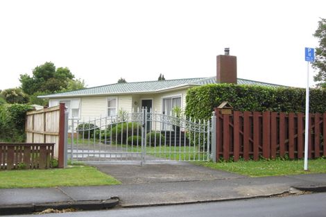 Photo of property in 15 Sunnypark Avenue, Rosehill, Papakura, 2113