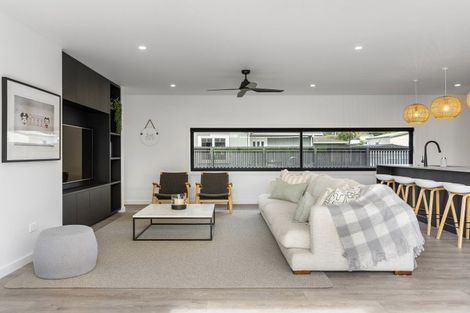 Photo of property in 107b Barbara Avenue, Whangamata, 3620