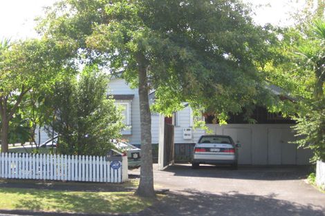 Photo of property in 17 Arawa Street, New Lynn, Auckland, 0600