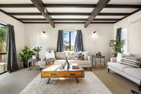 Photo of property in 2/87 Manuka Road, Bayview, Auckland, 0629