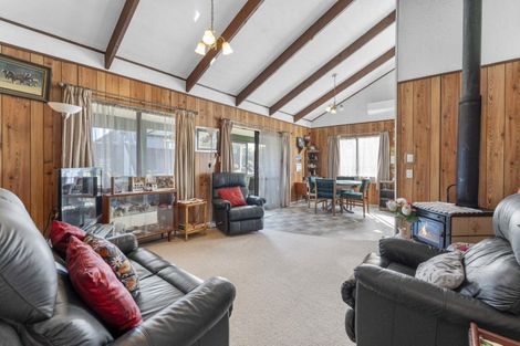 Photo of property in 16 Rotokawa Street, Taupo, 3330