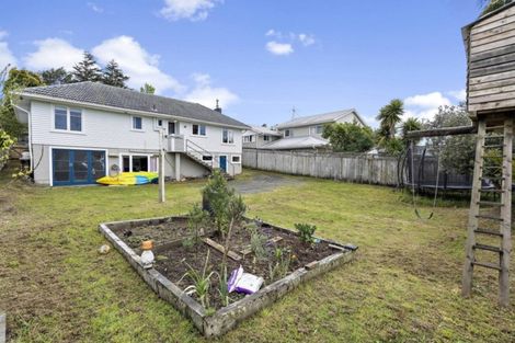 Photo of property in 32 Stanaway Street, Hillcrest, Auckland, 0627