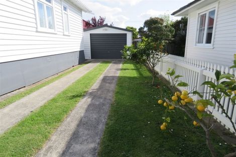 Photo of property in 807 Queen Street, Thames, 3500