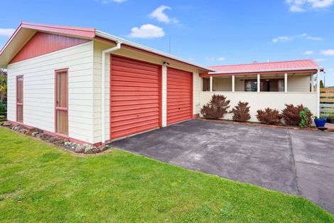 Photo of property in 17 Impala Place, Whitianga, 3510