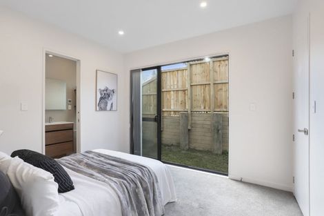 Photo of property in 37 Garton Drive, Massey, Auckland, 0614