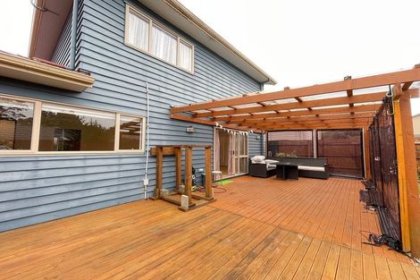 Photo of property in 43 Clover Drive, Henderson, Auckland, 0610