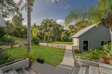 Photo of property in 56 Rewa Rewa Valley, Tairua, 3508