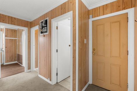 Photo of property in 6 Lyall Place, Bryndwr, Christchurch, 8053