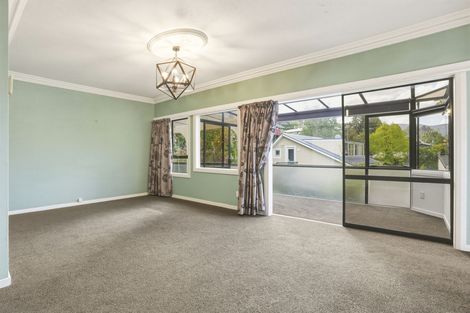 Photo of property in 360 Kaikorai Valley Road, Bradford, Dunedin, 9011