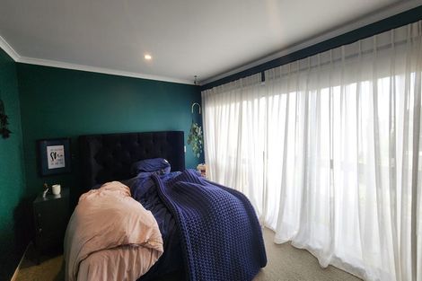 Photo of property in 5 Kanuka Road, Hobsonville, Auckland, 0616