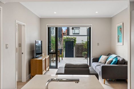 Photo of property in 37 Mapou Road, Hobsonville, Auckland, 0616