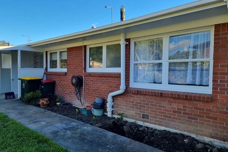 Photo of property in 12 Walpole Avenue, Hillpark, Auckland, 2102