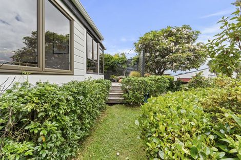 Photo of property in 6 Honnor Place, Hurdon, New Plymouth, 4310