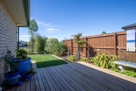 Photo of property in 9 Andesite Drive, Rolleston, 7614