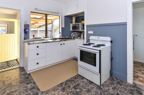 Photo of property in 12 Jellicoe Avenue, Tuakau, 2121