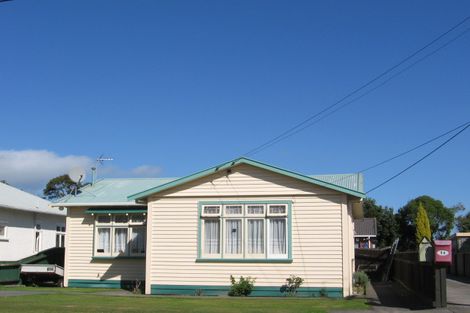 Photo of property in 2/8 Bracken Street, Petone, Lower Hutt, 5012