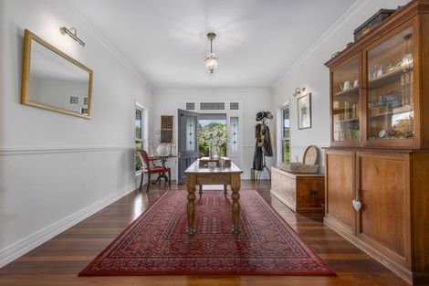 Photo of property in 68 Tarahunga Road, Levin, 5571