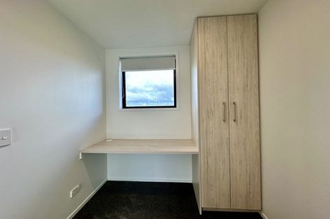 Photo of property in 8/170 Don Buck Road, Massey, Auckland, 0614