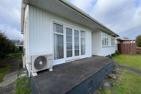 Photo of property in 6 Bartholomew Road, Levin, 5510
